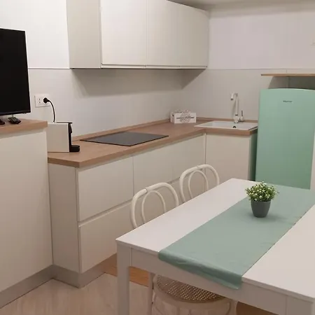 11 At Beach Apartment *